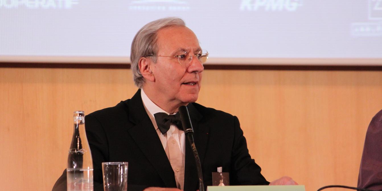Le sociologue Michel Maffesoli dénonce la décadence de l’élite et appelle à un renouveau social