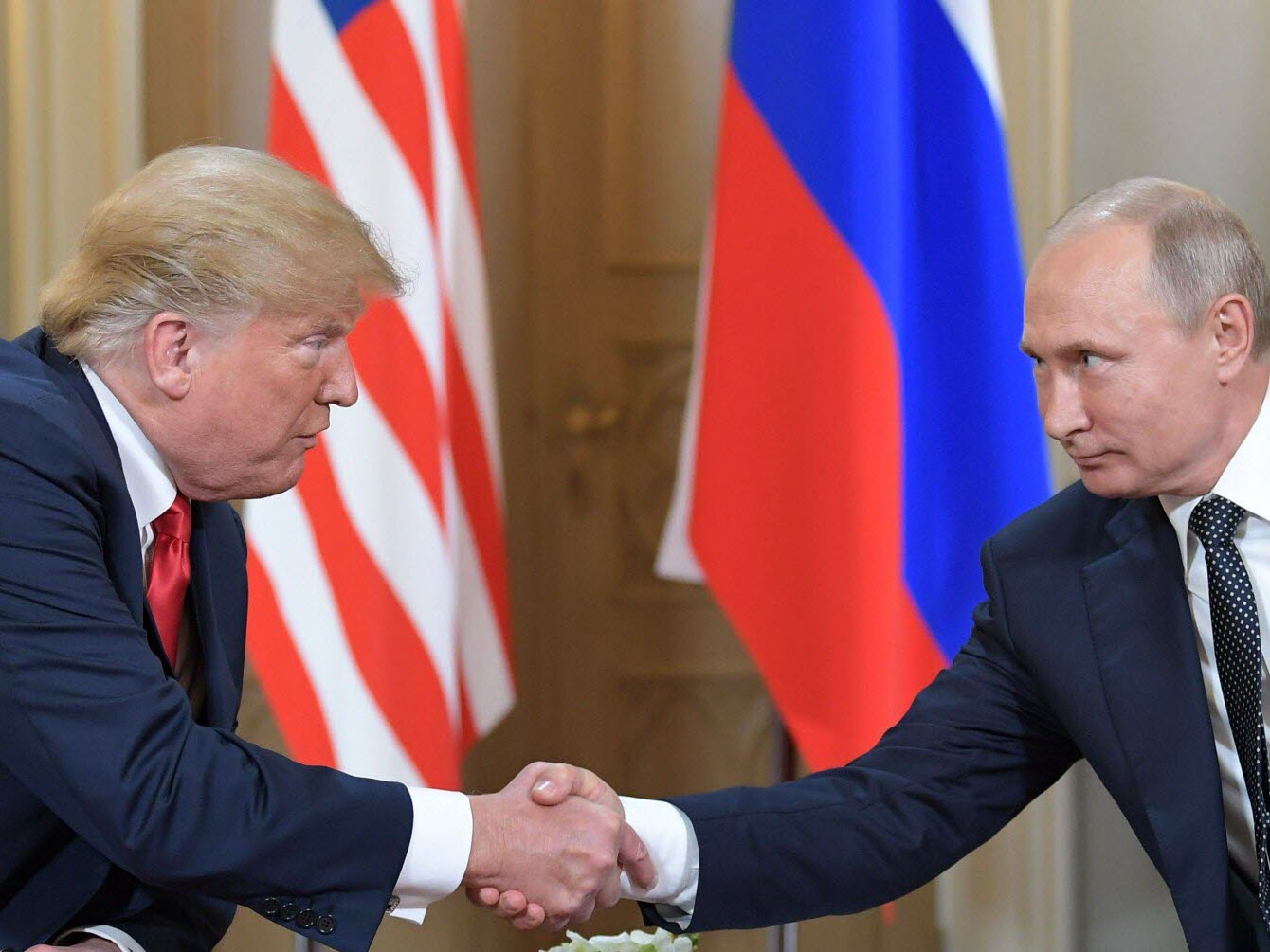 Rencontre Trump-Poutine : Une victoire diplomatique pour Poutine et une défaite pour l’Ukraine