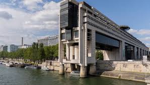 Fraude fiscale massive : La France subit un débâcle économique sans précédent