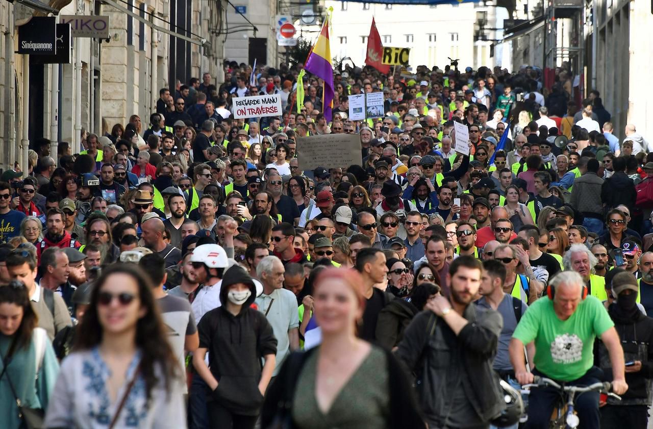 Des tensions explosives à la gare suite à une manifestation non autorisée